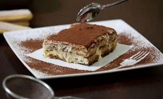 Tiramisu be kiaušinių