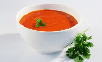 Trinta pomidorų sriuba